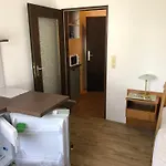 Uniaparts * Ratyzbona